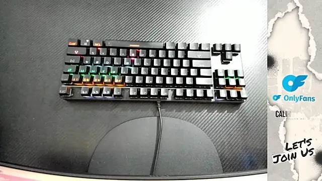 Calihotcaliente277 online show from 10-06-25, 11:29