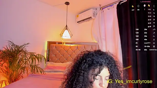 CurlyRose   online show from 10-03-25, 10:18