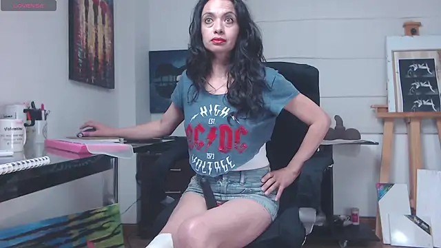 Snapshot of Afrodita_Arggeniss chatting on 10-17-25, 01:46 Afrodita Arggeniss online show from 10-17-25, 01:46