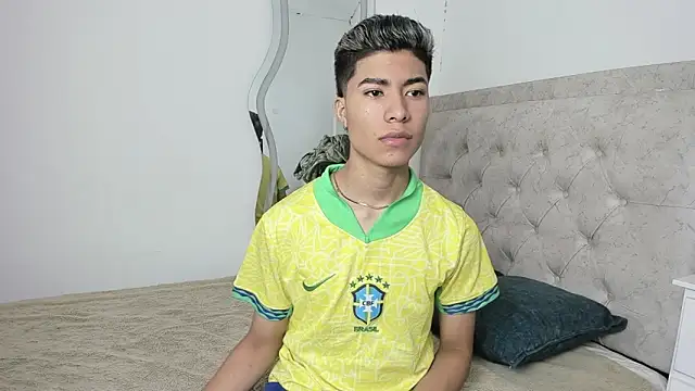 Mark Lam05 online show from 12-07-24, 01:18