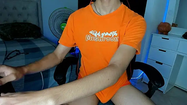 Mark Lam05 online show from 12-25-24, 03:50