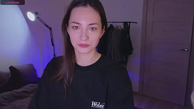 Snapshot of Space_X_Roxy_ chatting on 12-09-24, 03:44 Space X Roxy online show from 12-09-24, 03:44