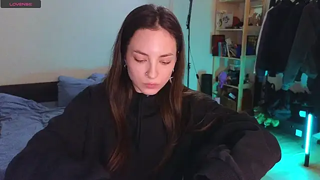 Snapshot of Space_X_Roxy_ chatting on 03-03-25, 05:18 Space X Roxy online show from 03-03-25, 05:18