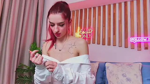 CassieFox  online show from 01-10-26, 07:15