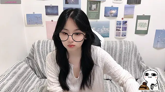 LiLiYbaby online show from 06-22-26, 08:44