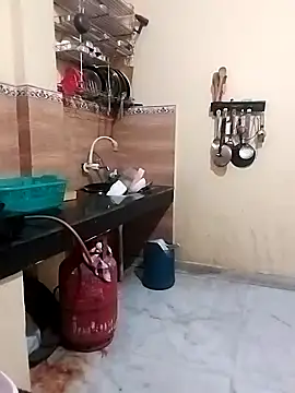 Snapshot of Punjabi_beauty123 chatting on 12-05-24, 03:26 Punjabi beauty123 online show from 12-05-24, 03:26