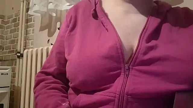 AalinnaK online show from 02-22-25, 04:40