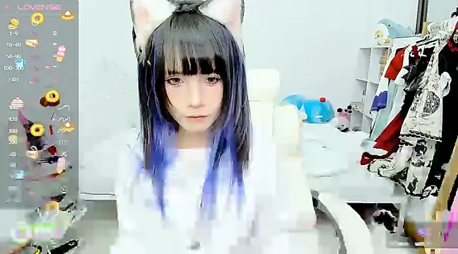 Snapshot of RassieRaph chatting on 01-11-25, 04:46 RassieRaph online show from 01-11-25, 04:46