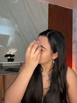 floriamANDjazmin online show from 05-01-26, 06:56