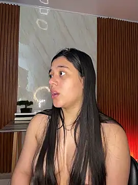 floriamANDjazmin online show from 05-06-26, 07:08