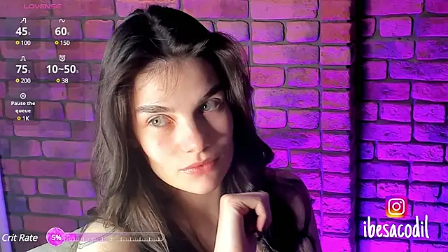 Snapshot of adriana_allien chatting on 01-18-25, 01:08 adriana allien online show from 01-18-25, 01:08