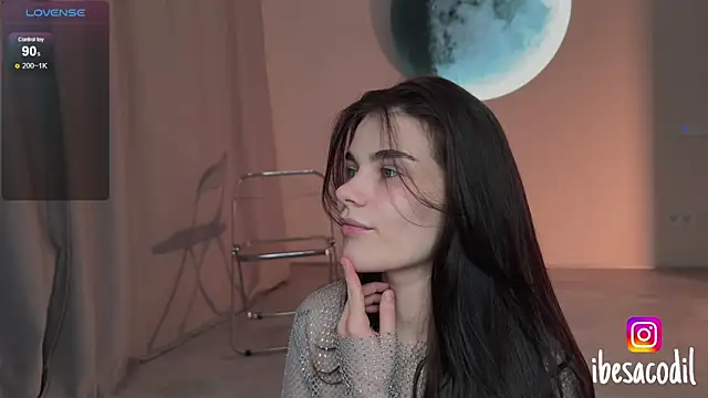 Snapshot of adriana_allien chatting on 05-05-26, 10:29 adriana allien online show from 05-05-26, 10:29