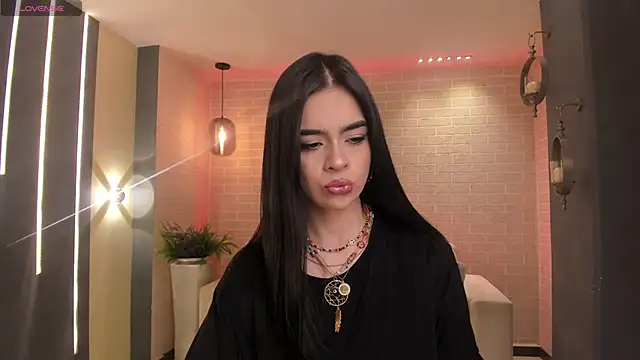 Snapshot of AlanaCraft chatting on 01-16-25, 03:34 AlanaCraft online show from 01-16-25, 03:34