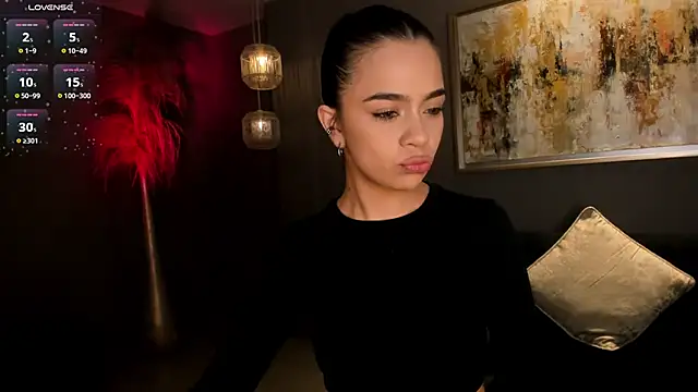 Snapshot of AlanaCraft chatting on 09-12-25, 12:05 AlanaCraft online show from 09-12-25, 12:05