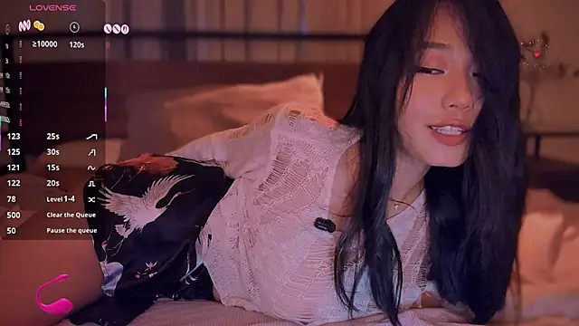 kimmy chi  online show from 10-06-25, 05:54