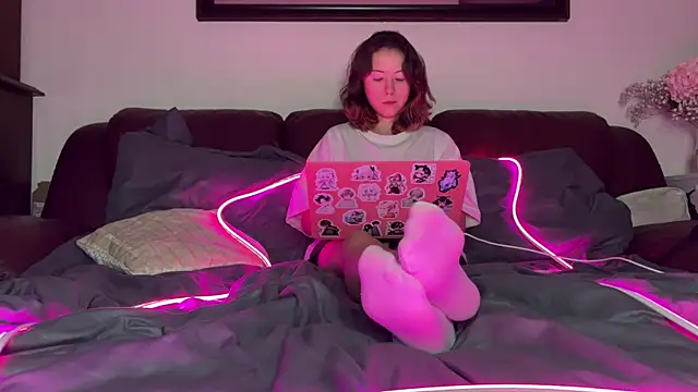 misswishh  online show from 12-30-24, 06:49