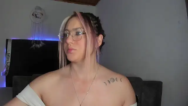 miss julietaa online show from 09-24-25, 12:30