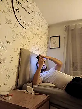 Snapshot of curiously-bi37 chatting on 10-04-25, 09:02 curiously-bi37 online show from 10-04-25, 09:02