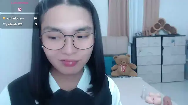 Snapshot of zhaviahale21 chatting on 08-01-26, 12:04 zhaviahale21 online show from 08-01-26, 12:04