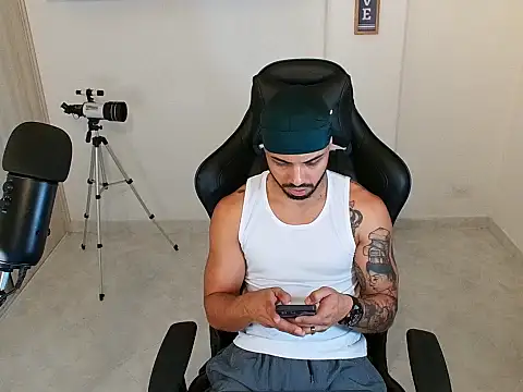 Don cruz online show from 10-14-25, 04:30