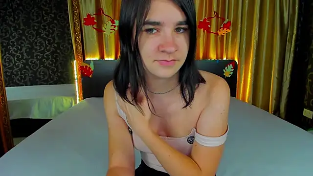 Snapshot of _Polly_Love_ chatting on 10-29-25, 07:10 Polly Love online show from 10-29-25, 07:10