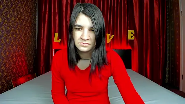 Snapshot of _Polly_Love_ chatting on 02-27-26, 07:08 Polly Love online show from 02-27-26, 07:08