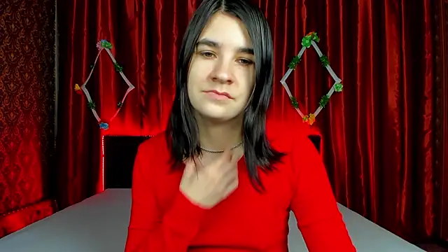 Snapshot of _Polly_Love_ chatting on 03-07-26, 07:05 Polly Love online show from 03-07-26, 07:05