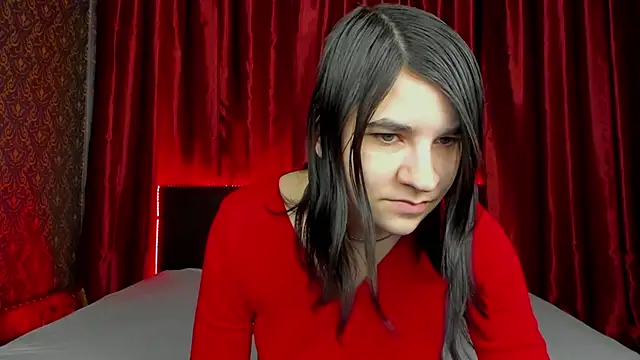 Snapshot of _Polly_Love_ chatting on 03-19-26, 07:12 Polly Love online show from 03-19-26, 07:12