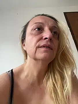 Melinastarr online show from 10-14-25, 07:09