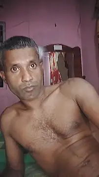 Snapshot of touldad chatting on 12-14-25, 07:07 touldad online show from 12-14-25, 07:07