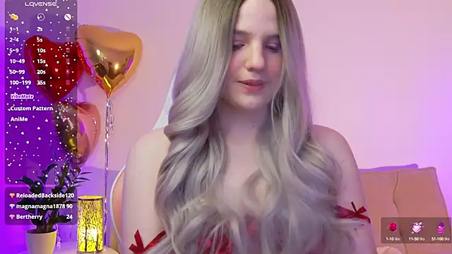 Roxieex online show from 02-15-25, 12:15