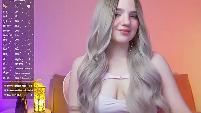 Roxieex online show from 02-22-25, 12:05