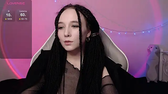 Snapshot of Robin_yourss chatting on 12-18-24, 04:06 Robin yourss online show from 12-18-24, 04:06