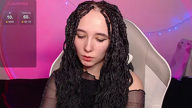 Snapshot of Robin_yourss chatting on 01-18-25, 04:10 Robin yourss online show from 01-18-25, 04:10