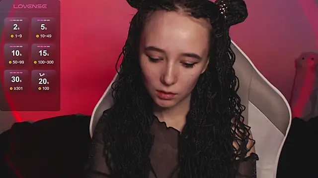 Snapshot of Robin_yourss chatting on 01-28-25, 02:11 Robin yourss online show from 01-28-25, 02:11