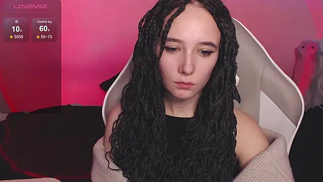 Snapshot of Robin_yourss chatting on 01-28-25, 05:11 Robin yourss online show from 01-28-25, 05:11