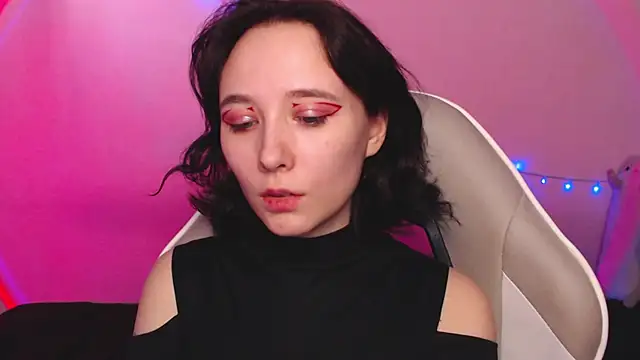 Snapshot of Robin_yourss chatting on 03-15-25, 11:51 Robin yourss online show from 03-15-25, 11:51