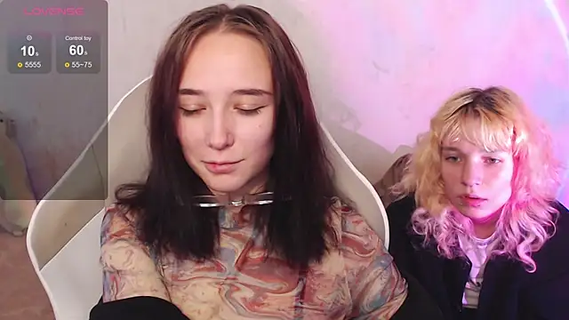 Snapshot of Robin_yourss chatting on 09-16-25, 09:54 Robin yourss online show from 09-16-25, 09:54