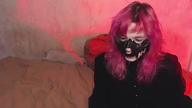 Snapshot of Robin_yourss chatting on 10-31-25, 09:43 Robin yourss online show from 10-31-25, 09:43