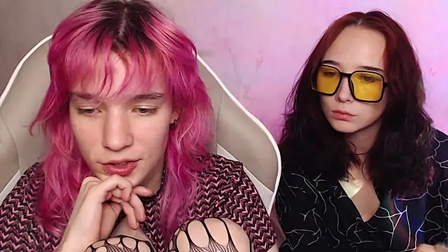 Snapshot of Robin_yourss chatting on 11-02-25, 12:07 Robin yourss online show from 11-02-25, 12:07