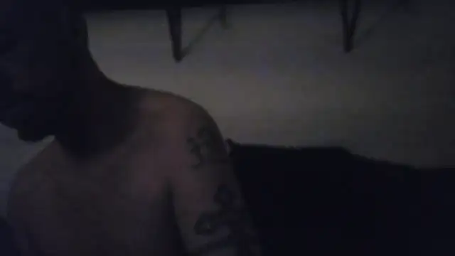 Snapshot of nakedtony81 chatting on 06-04-26, 04:24 nakedtony81 online show from 06-04-26, 04:24