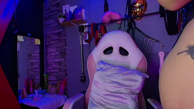 daphneandrade online show from 03-22-25, 12:46