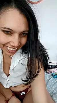 KimPielCanela online show from 01-15-25, 05:58