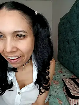 KimPielCanela online show from 02-21-25, 03:10