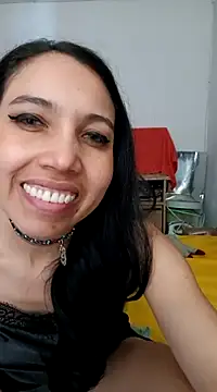 KimPielCanela online show from 03-02-25, 05:36