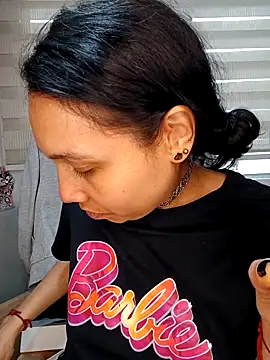 KimPielCanela online show from 10-14-25, 09:26