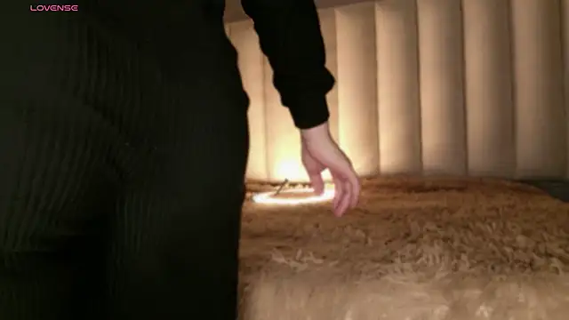 Megan mooree  online show from 03-05-26, 02:57