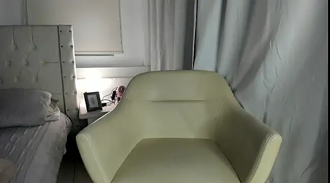 Gabycutee online show from 02-12-25, 02:03