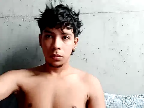 Elputas online show from 09-30-25, 03:28