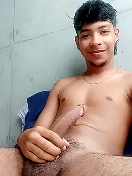 Snapshot of Elputas chatting on 10-20-25, 03:23 Elputas online show from 10-20-25, 03:23